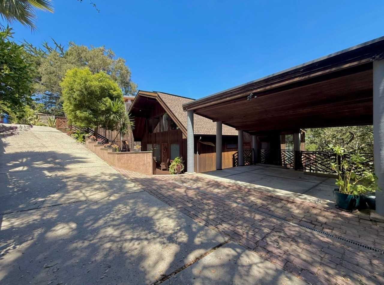 35 Linda Vista Dr - Photo 3 of 32