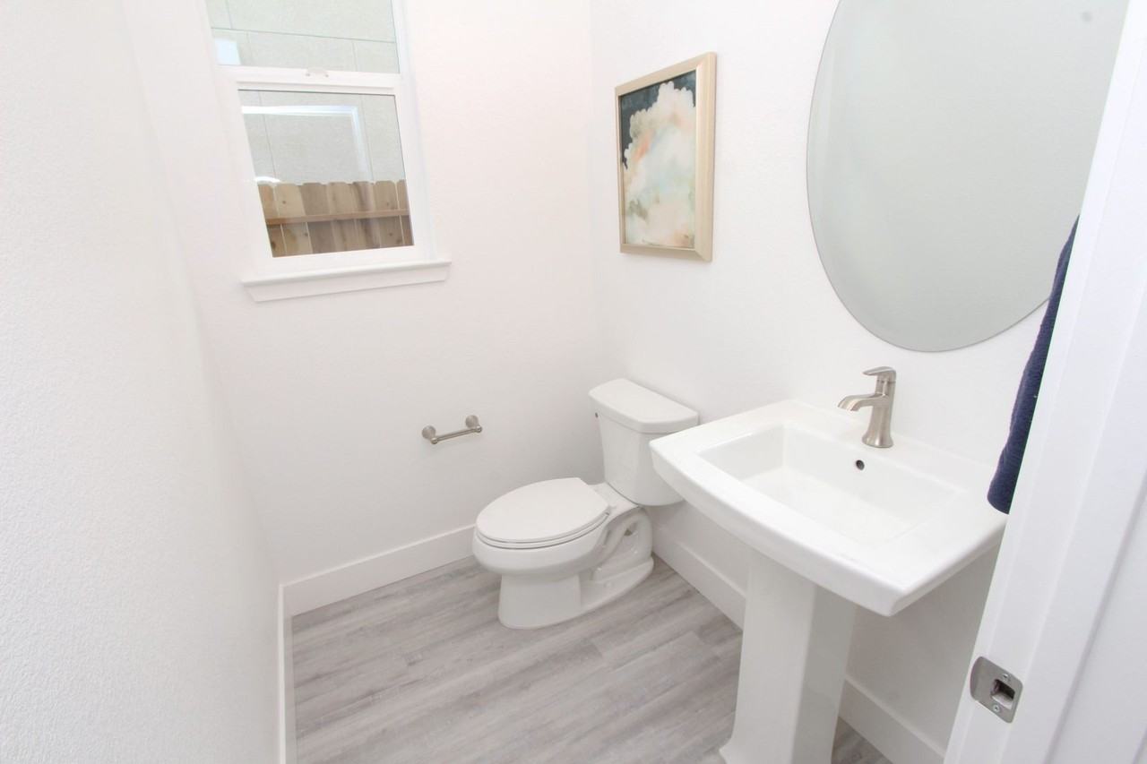 1216 Walker Peak Way - Photo 4 of 14
