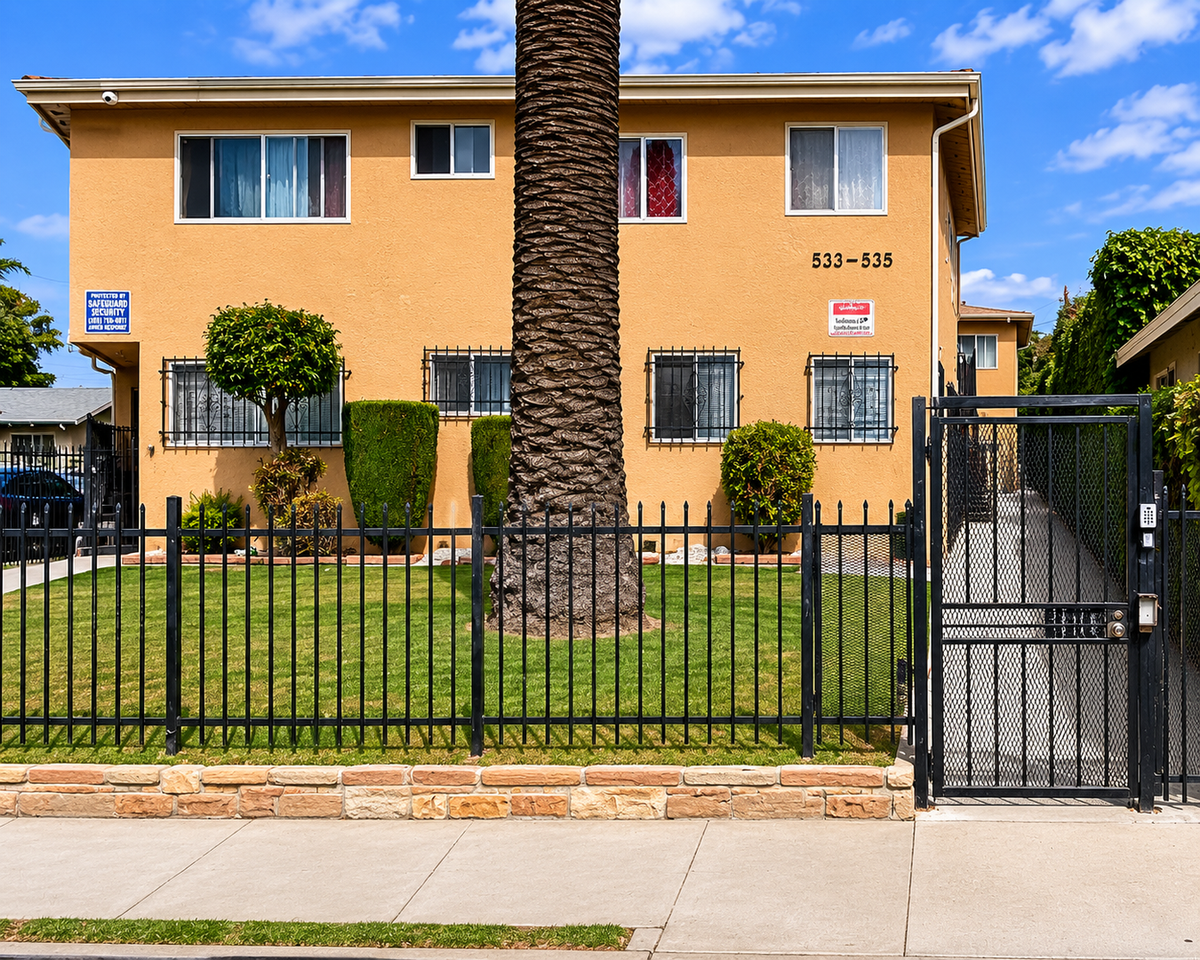 533 W. 75th Street Los Angeles, CA 90044 - Photo 5 of 25