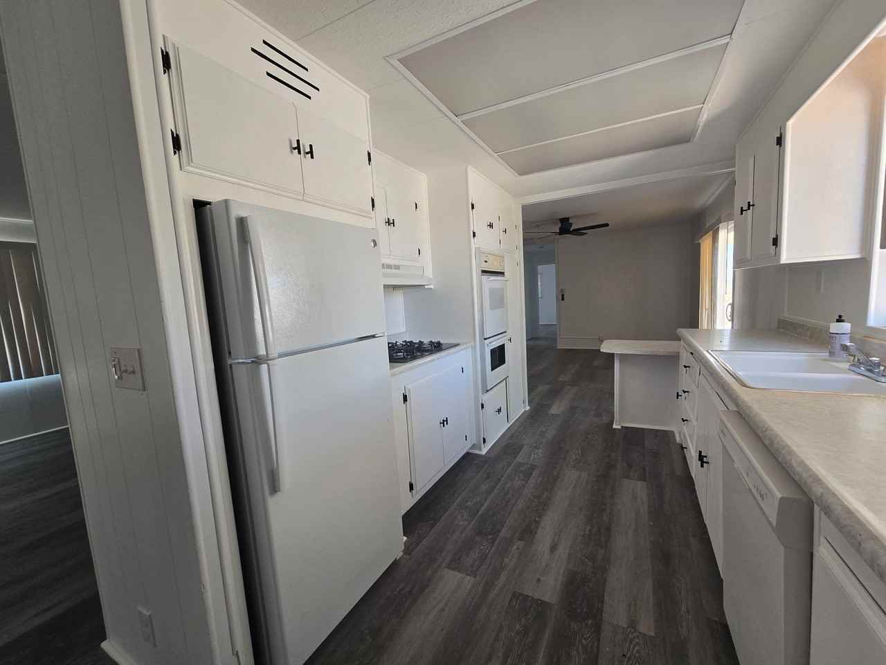 1631 N Chaparral Dr - Photo 3 of 21
