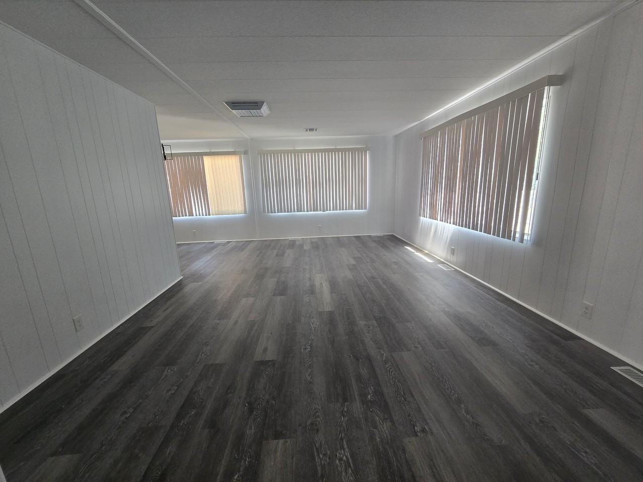 1631 N Chaparral Dr - Photo 5 of 21