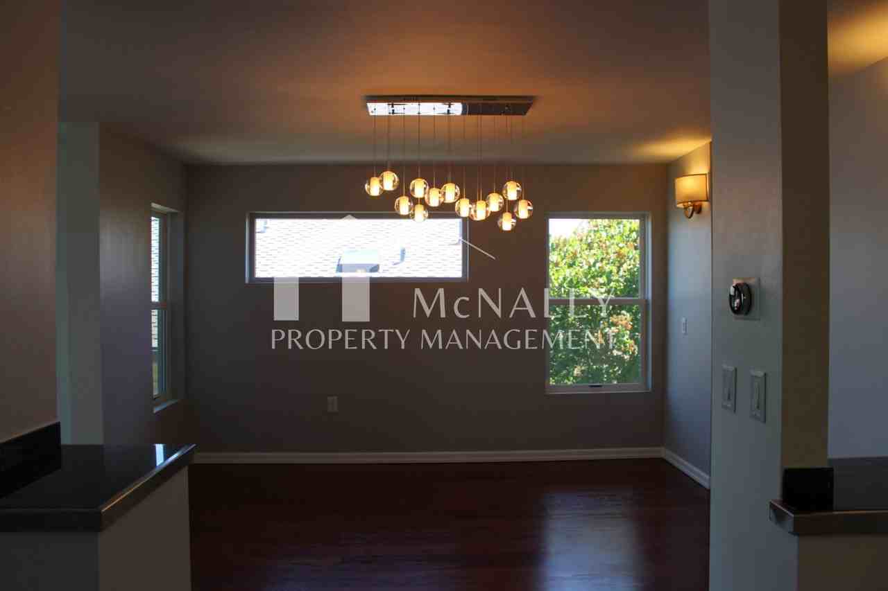 2920 N 31st St - Photo 4 of 32