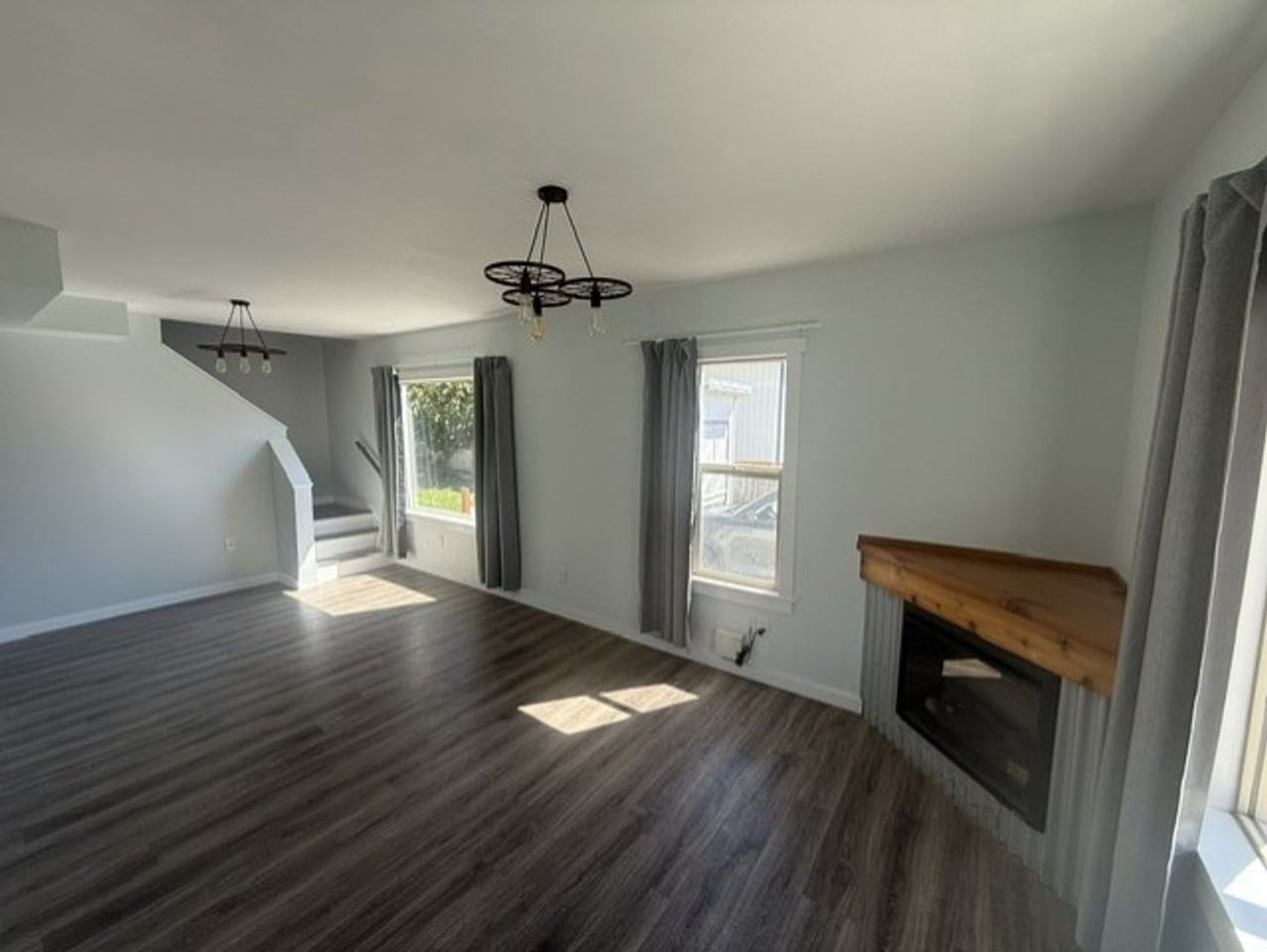 106 E 4th St - Photo 5 of 19
