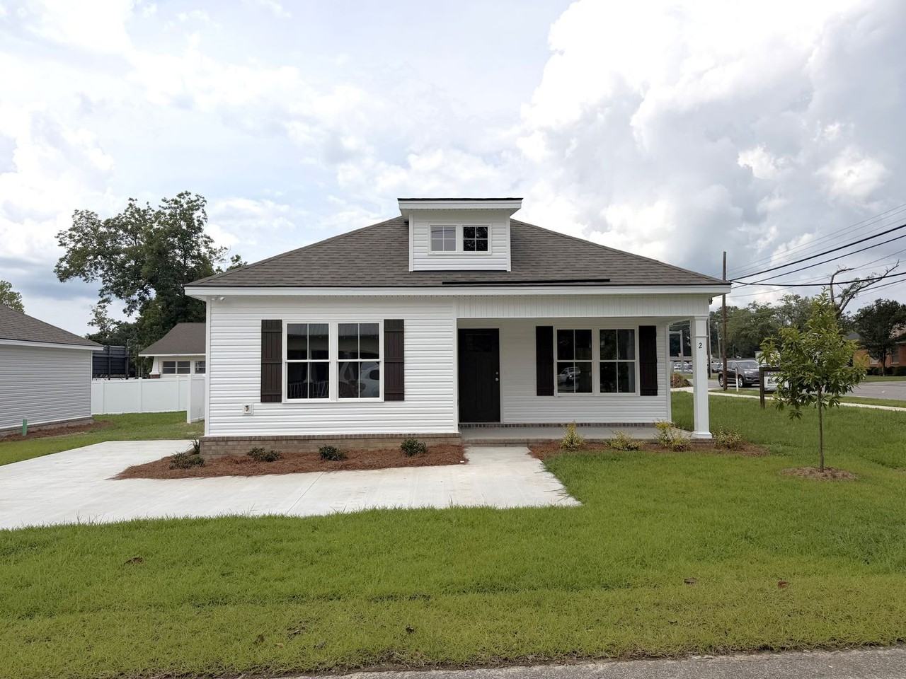 4 Roundtree St - Photo 2 of 15