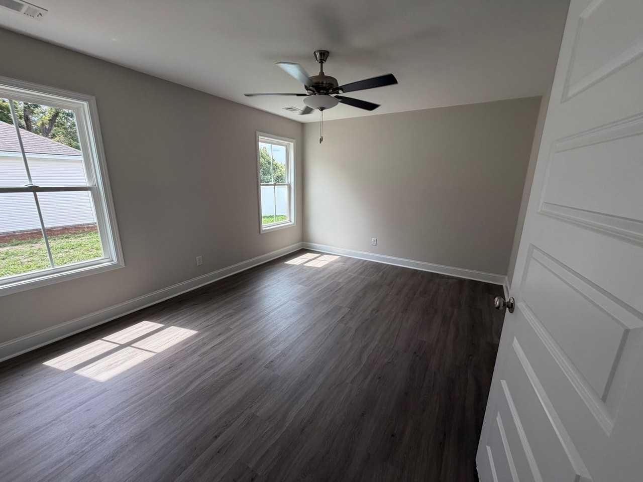 4 Roundtree St - Photo 5 of 15