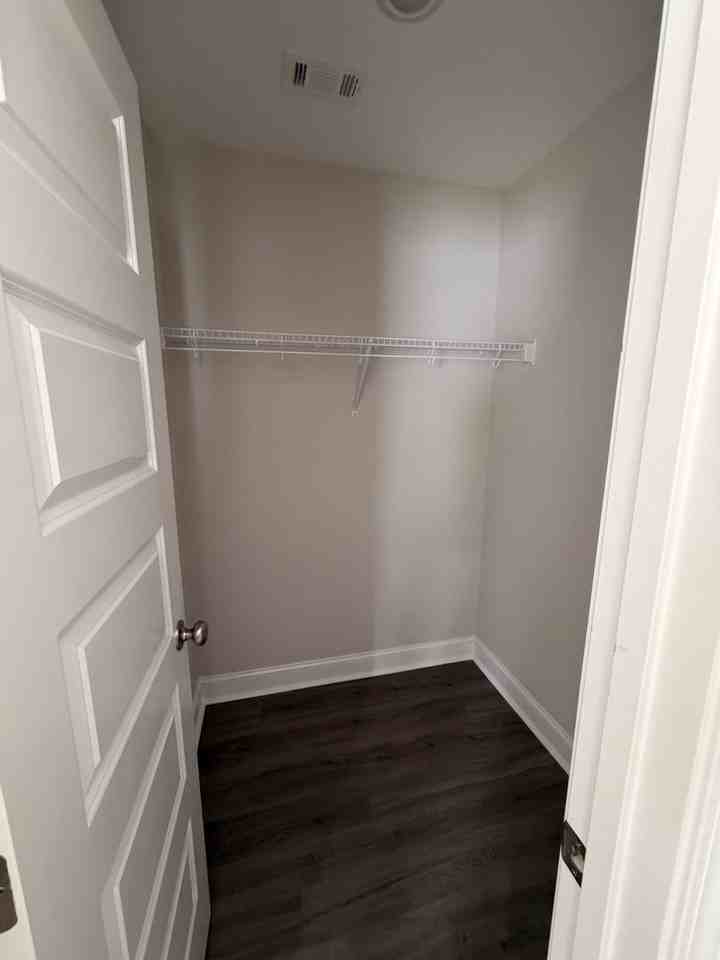 4 Roundtree St - Photo 7 of 15