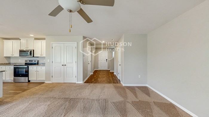 388 Aubrey Woods Dr - Photo 7 of 27
