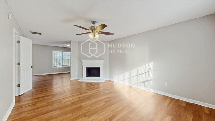 6940 Red Bone Way - Photo 5 of 28