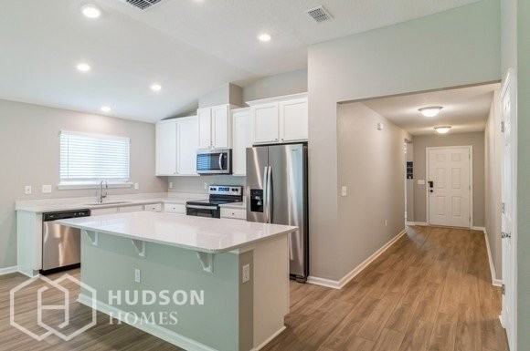 6407 Timber Cove Ct - Photo 4 of 17