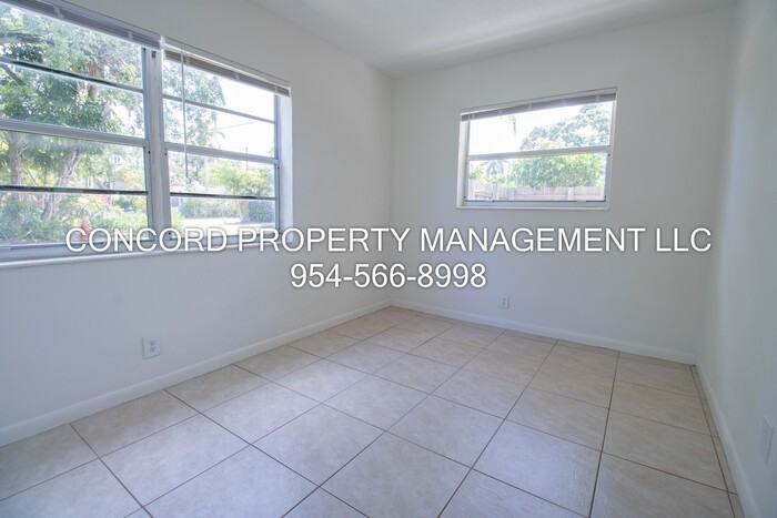 835 Tequesta St #1 - Photo 5 of 13