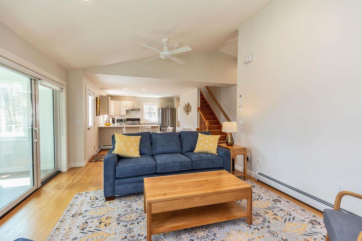 493 Breed Rd - Photo 7 of 50