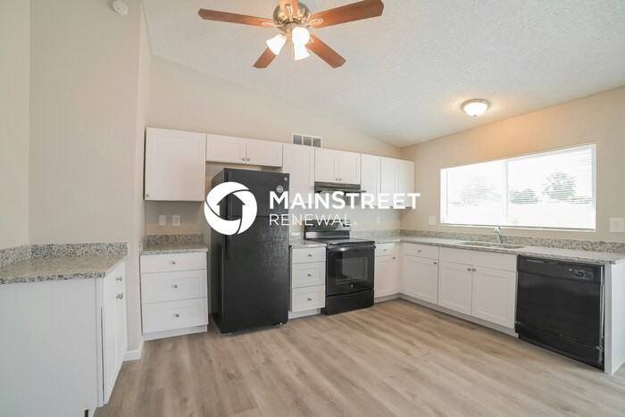 6528 W Pima St - Photo 6 of 16