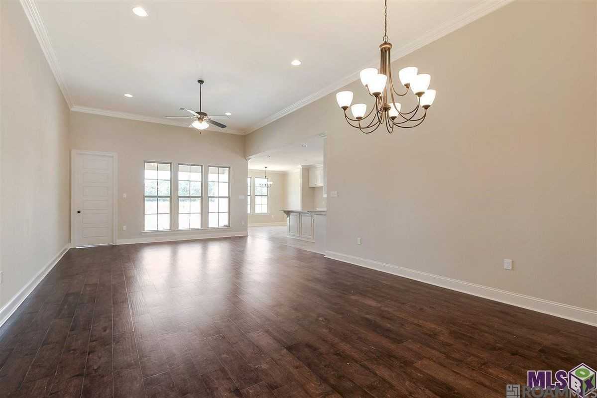 10365 Grand Plaza Dr - Photo 2 of 11