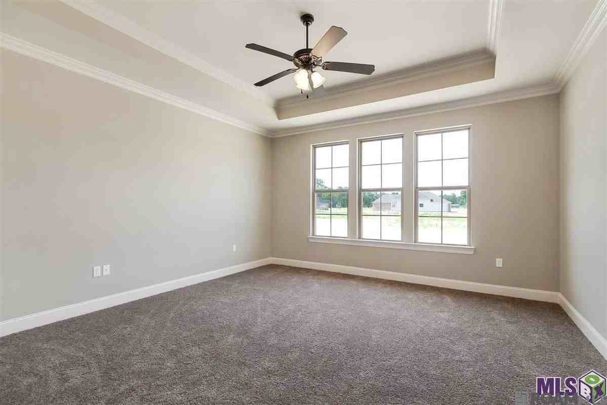 10365 Grand Plaza Dr - Photo 6 of 11