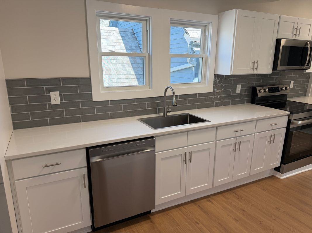 202 Vermont St - Photo 2 of 18