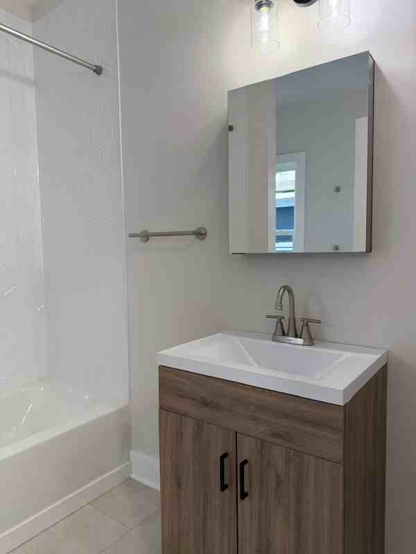 202 Vermont St - Photo 7 of 18