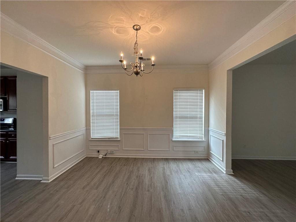 1335 Rocky Shoals Ln - Photo 2 of 14