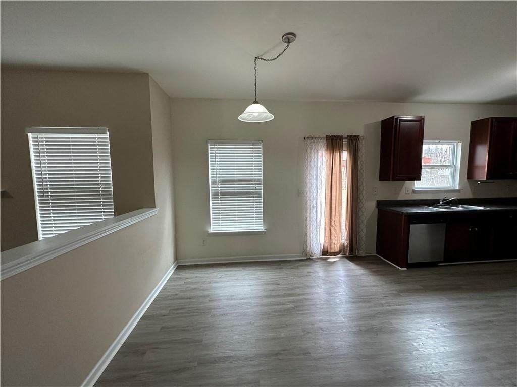 1335 Rocky Shoals Ln - Photo 6 of 14