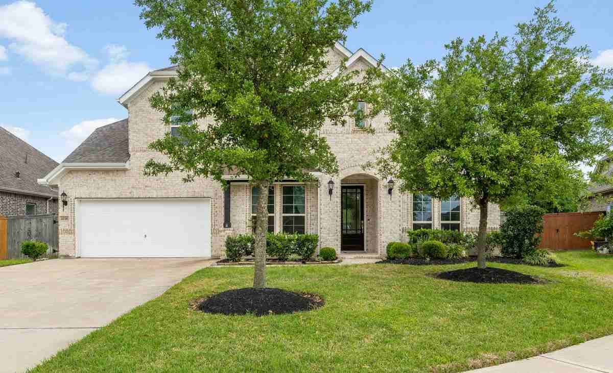 2236 Bayou Cove Ln - Photo 3 of 3
