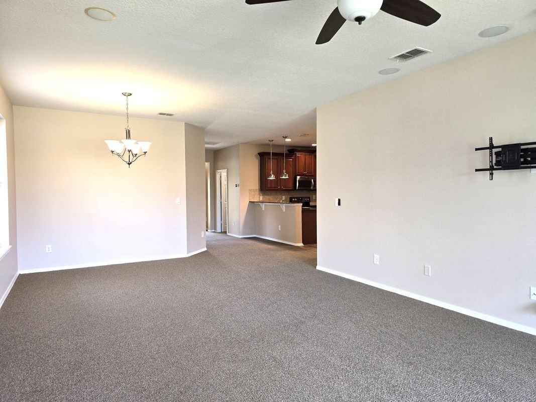 5646 Sunset Falls Dr - Photo 4 of 26