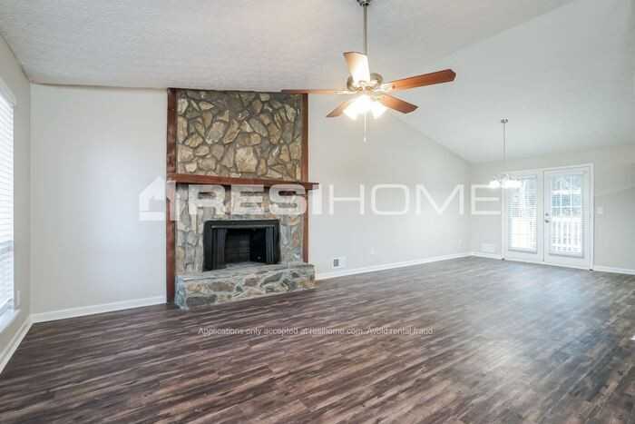 6251 Willowbrook Dr - Photo 5 of 20