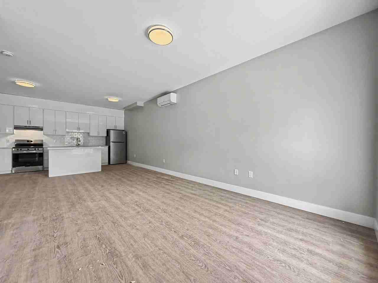 199 Pine Street #8 - Photo 3 of 40