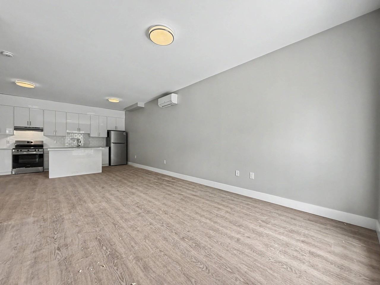 199 Pine Street #8 - Photo 4 of 40