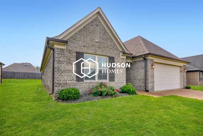 7902 Hemlock Dr - Photo 3 of 26