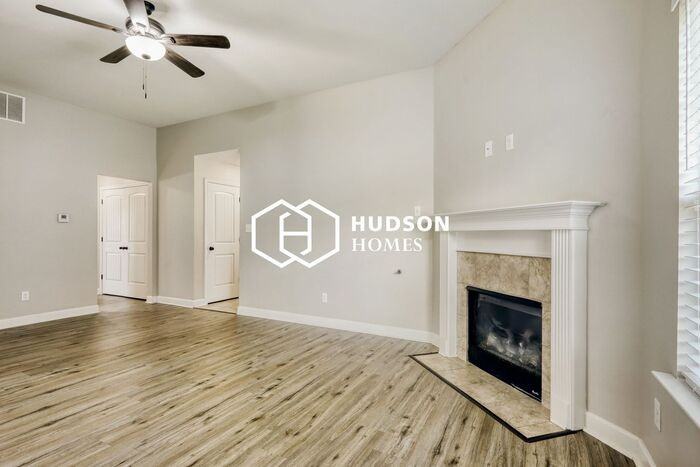 7902 Hemlock Dr - Photo 6 of 26