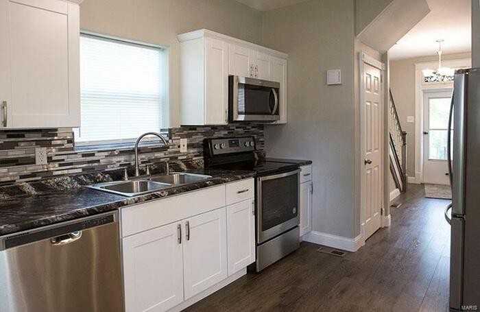 4766 Dahlia Ave - Photo 6 of 25