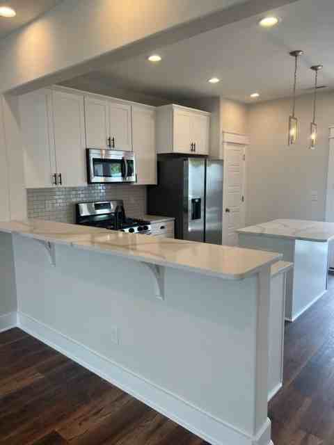 7102 Westside Cir - Photo 2 of 17