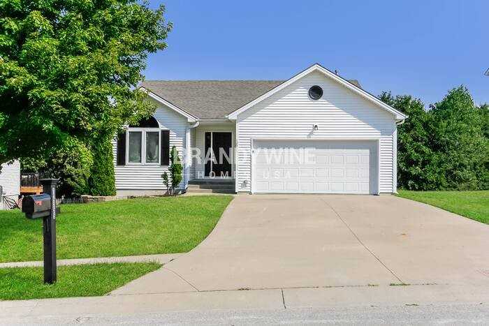 12955 Nw Oakview Dr - Photo 2 of 22
