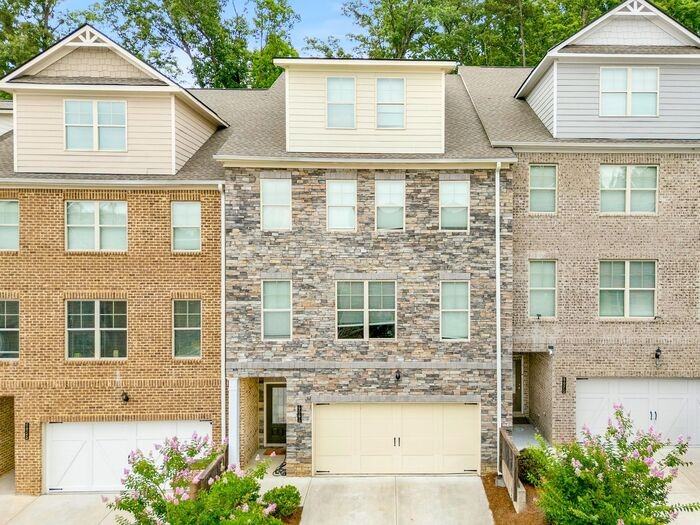 6065 Arbor Knoll Pl