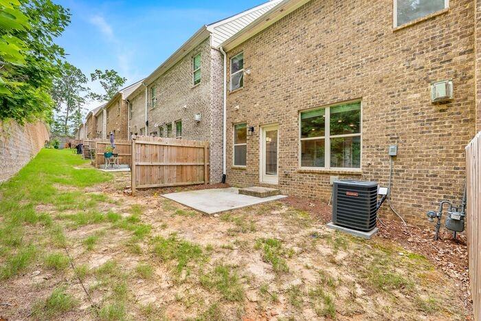 6065 Arbor Knoll Pl - Photo 3 of 31
