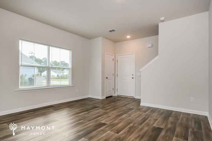 208 Parkwood Vista Way - Photo 5 of 13