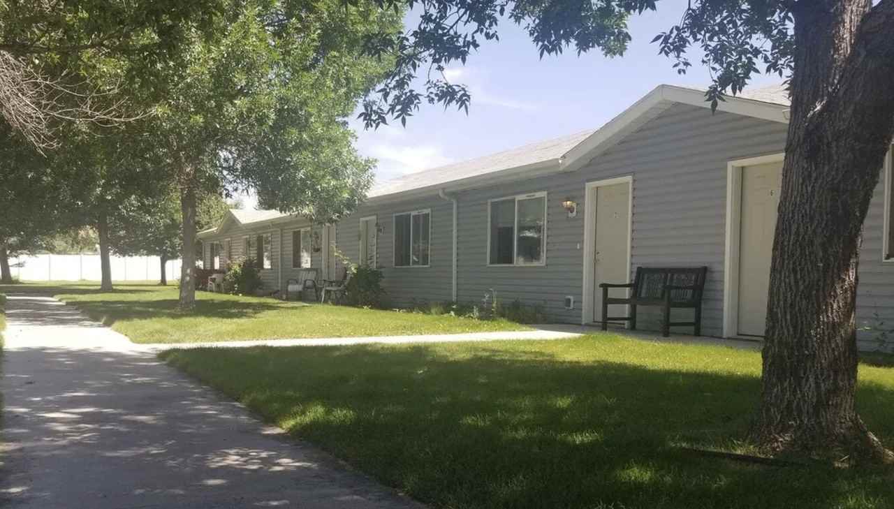 725 Lomax St - Photo 3 of 10