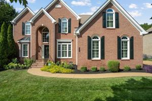featured image of 401 Beauchamp Cir #NA