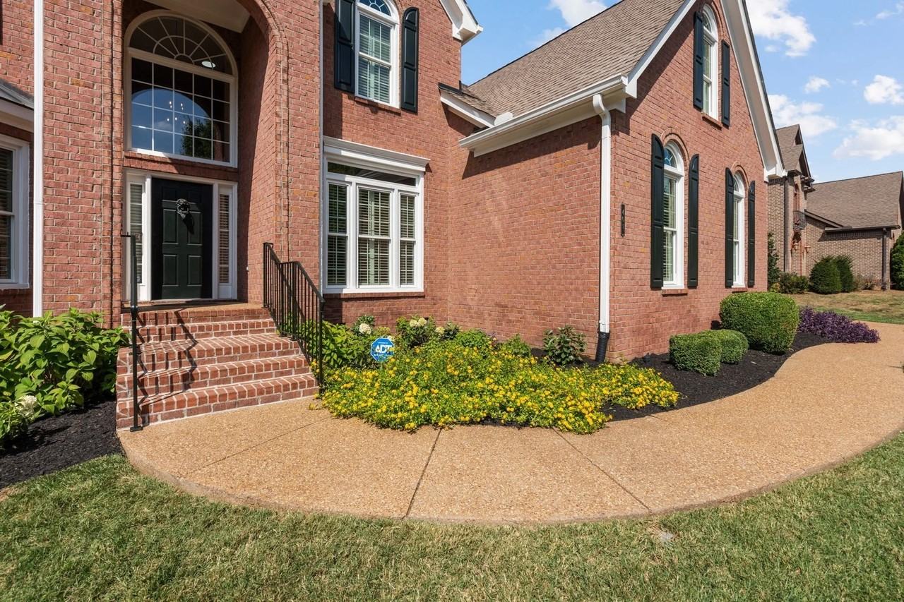 401 Beauchamp Cir #NA - Photo 2 of 15
