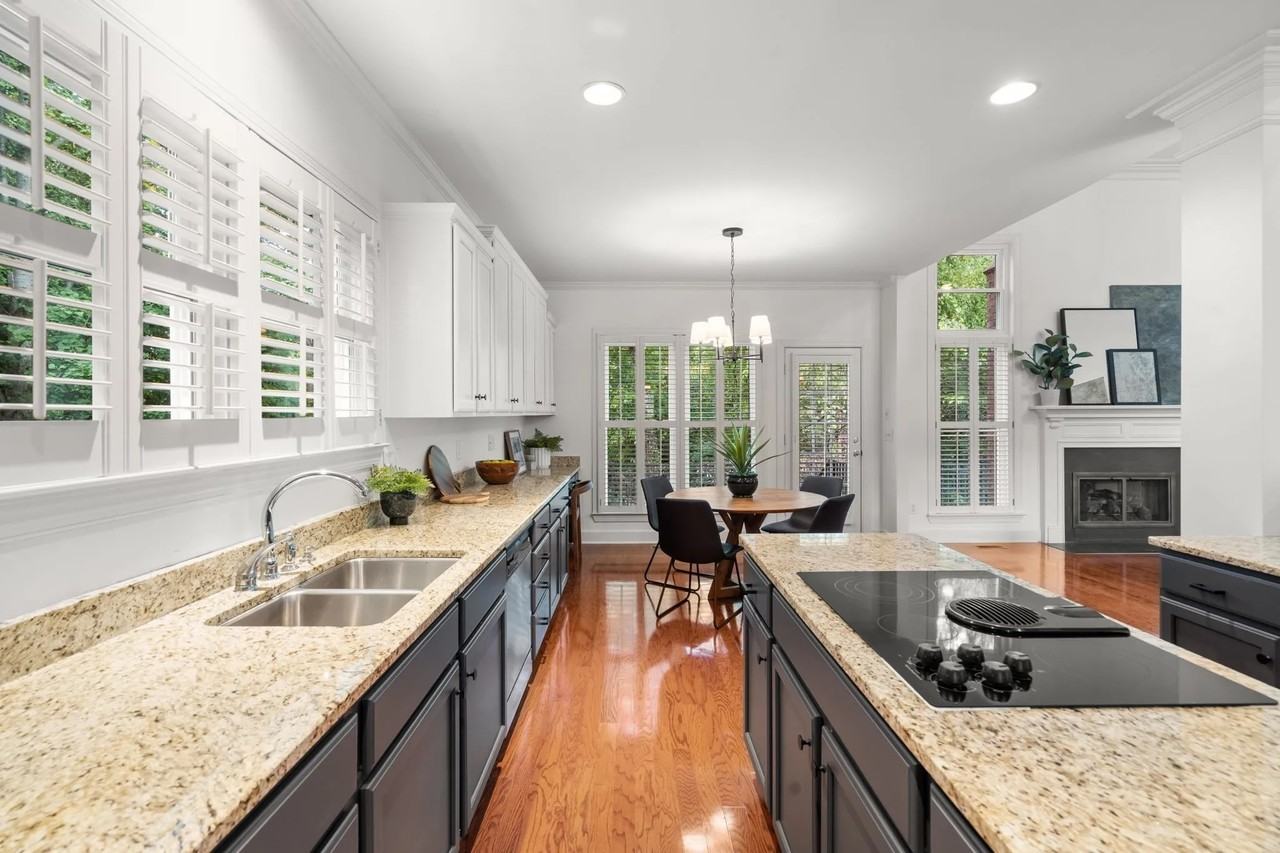 401 Beauchamp Cir #NA - Photo 7 of 15