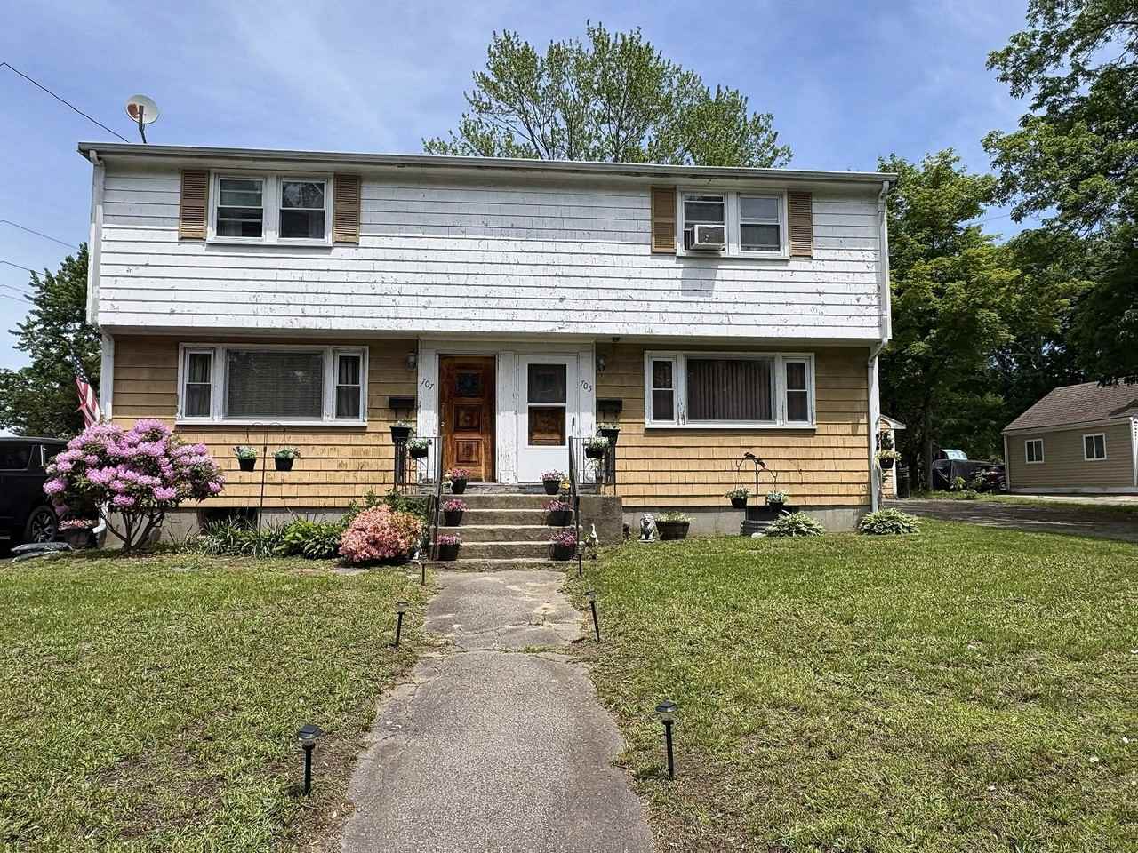 707 N Main St #707 - Photo 4 of 13