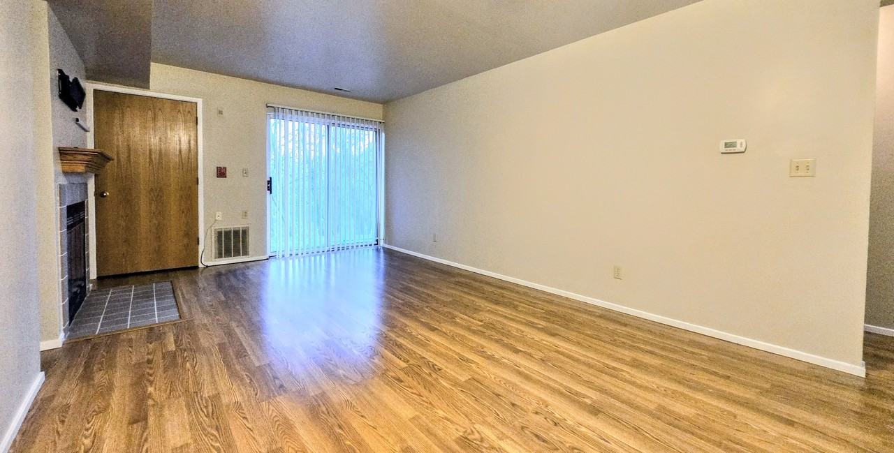 815 W Puetz Rd #815 - Photo 2 of 9
