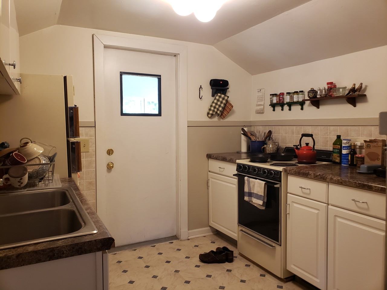 3322 Ridgeway Ave #2 - Photo 7 of 12