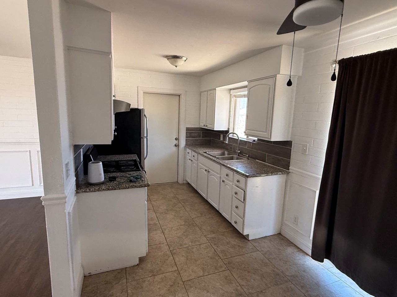 1292 E Rodeo Rd #NA - Photo 7 of 10