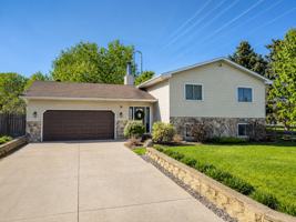 featured image of 36 8th Ave Ne #NA