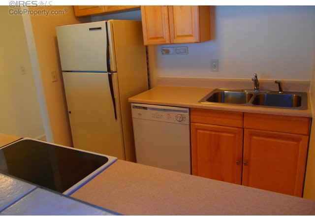 2707 Valmont Rd #213D - Photo 2 of 7