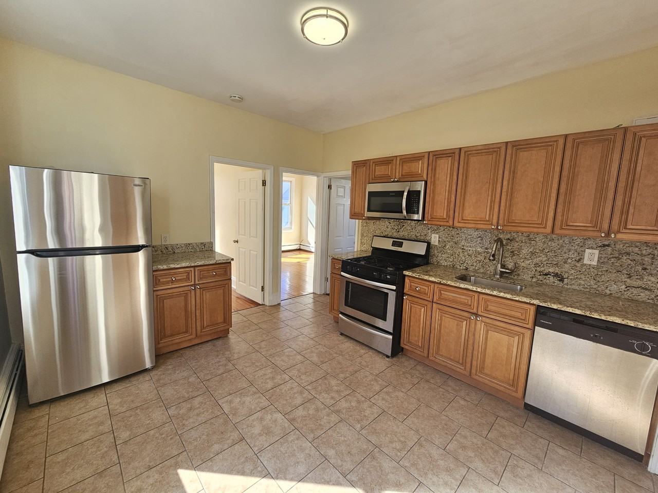 83 W 47th St #B - Photo 3 of 23