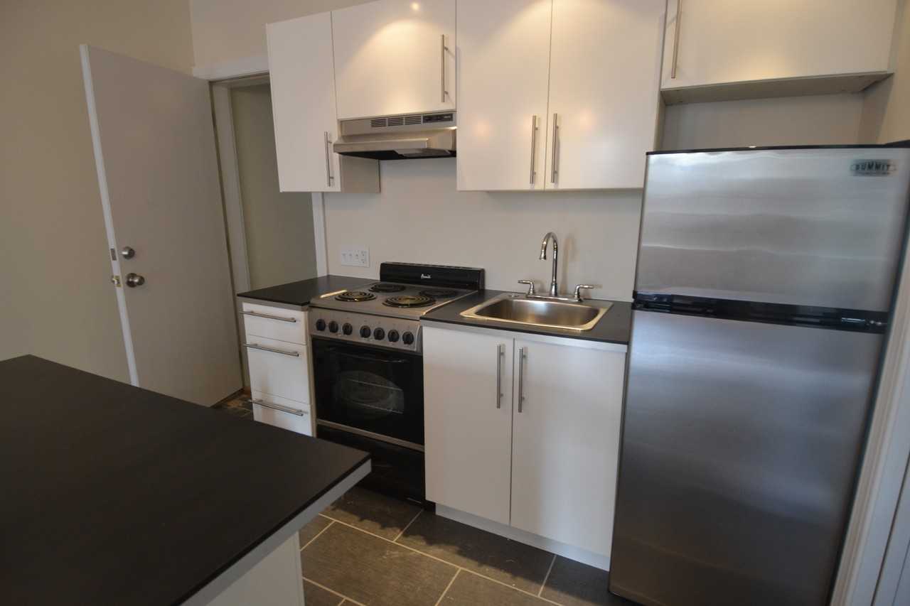 326 S 16th St #3F - Photo 5 of 7