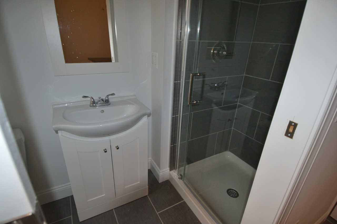 326 S 16th St #3F - Photo 6 of 7