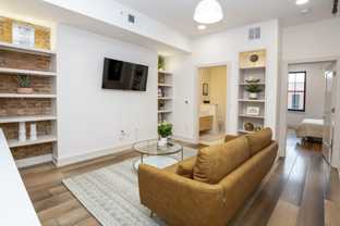 1508 Race St #3R - Photo 1 of 1