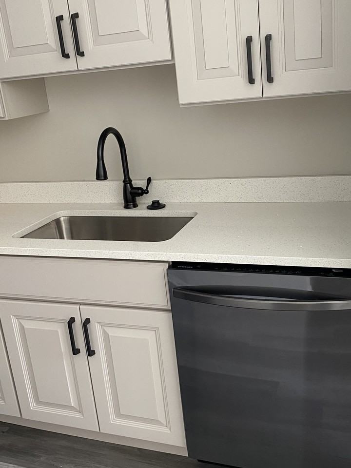 3225 Benjamin Ave #2 - Photo 3 of 11